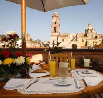 La Terraza Restaurant Café