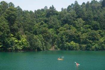 Play Sports on Lago Zirahuén