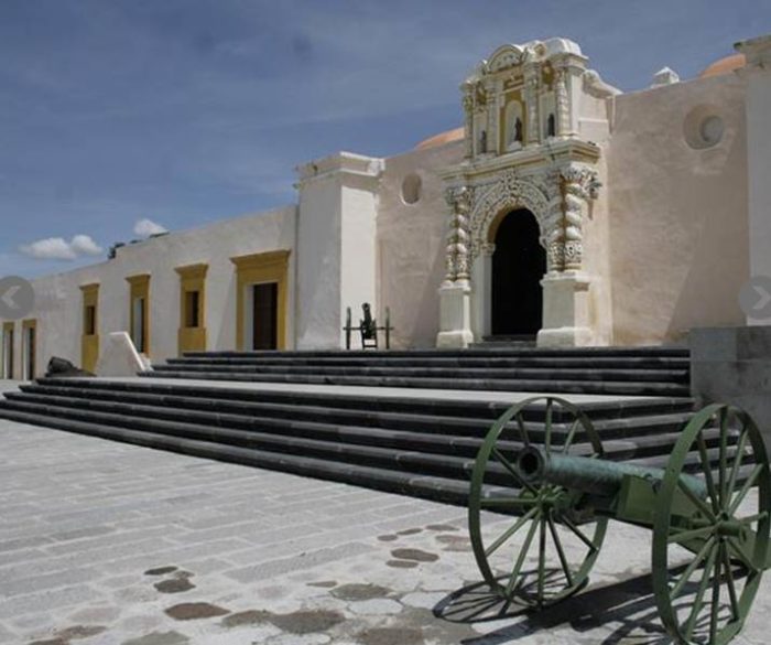 Walk Around The Loreto And Guadalupe Forts Escapadas