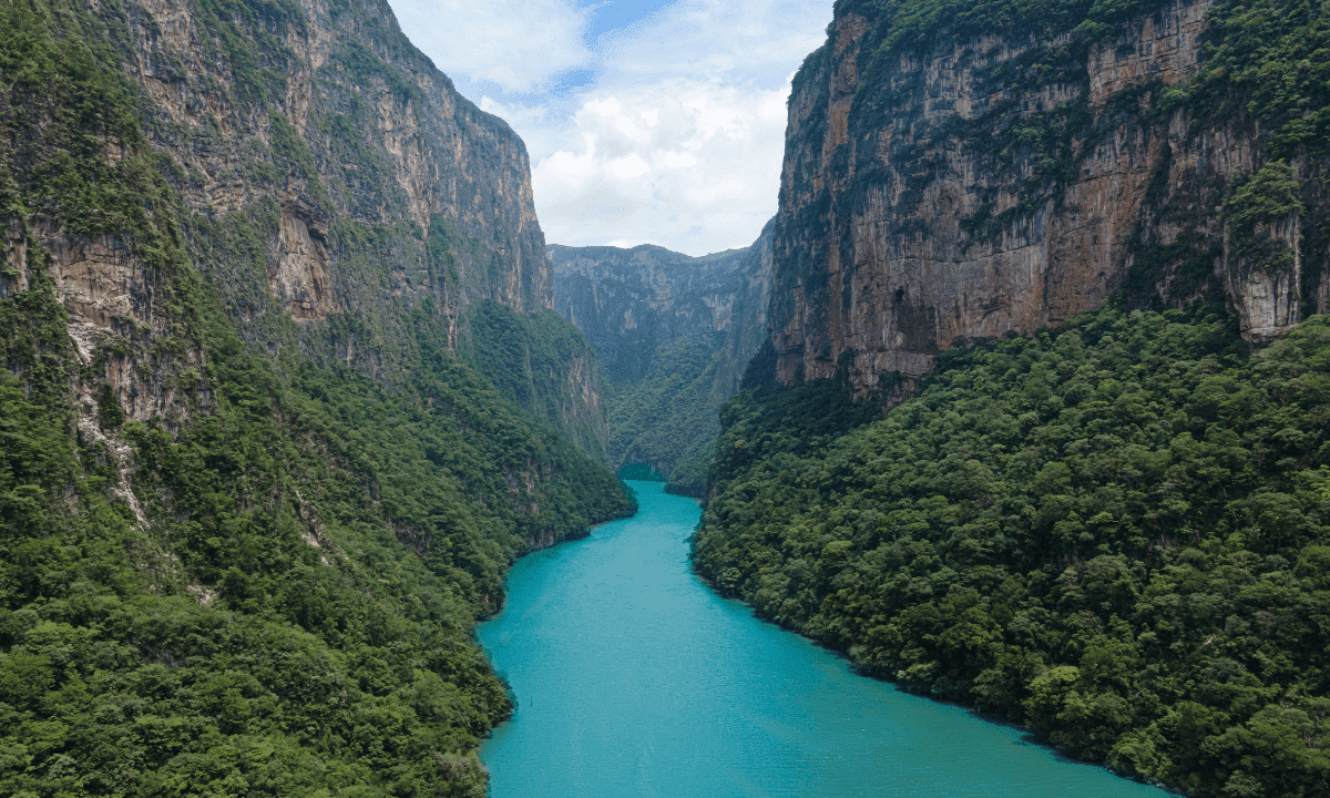 Sumidero Canyon: Chiapas’ Stone Cathedral