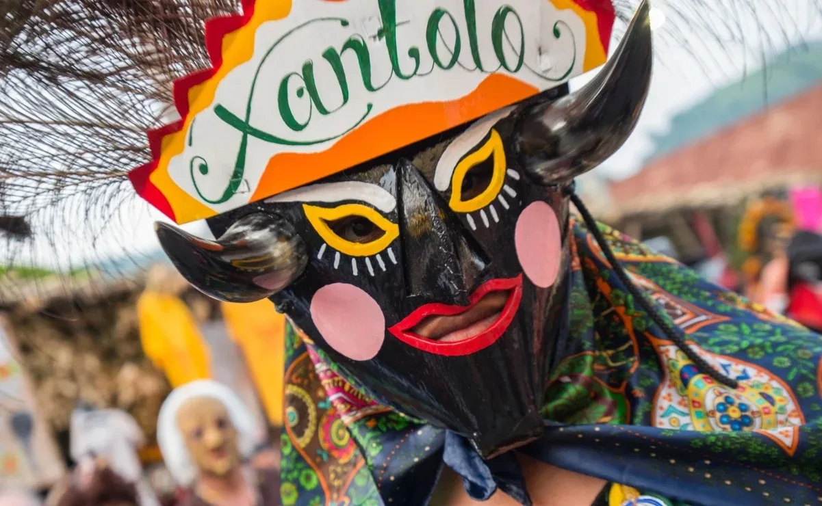 San Luis Potosí and Hidalgo (Xantolo)
